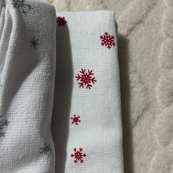 RACHEL ZOE Set of 3 Cotton White Red Green Christmas Gingerbread Kitchen Towels - Picture 6 of 9